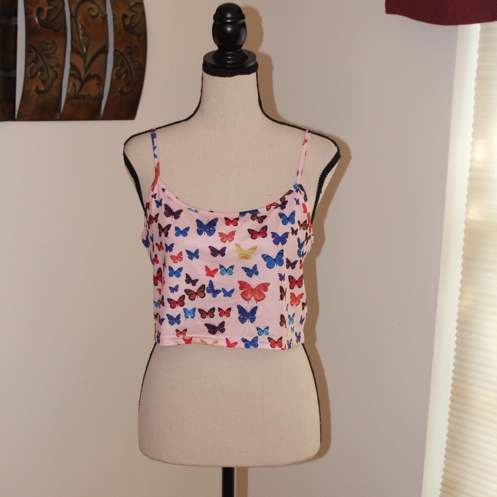 🌻 Shein, Pink butterfly  crop  top .....